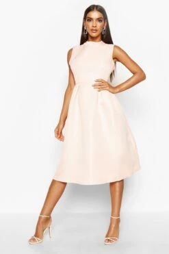 Hochgeschlossenes Boutique Kleid