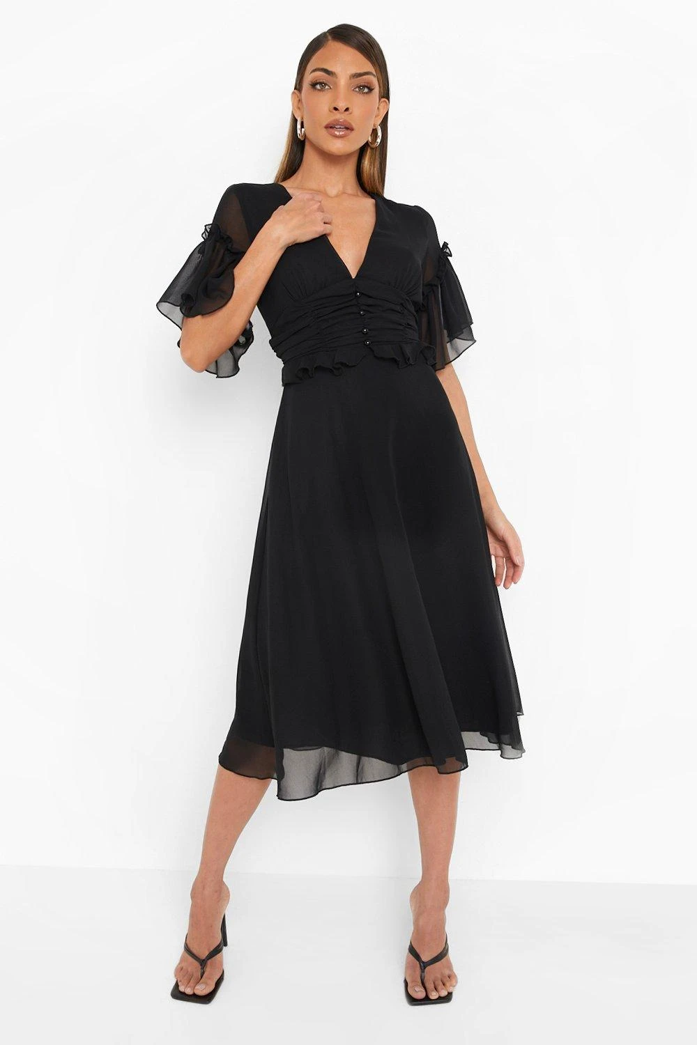 Midi-Smokkleid Mit Rüschen-Detail 3 Midi-Smokkleid Mit Rüschen-Detail