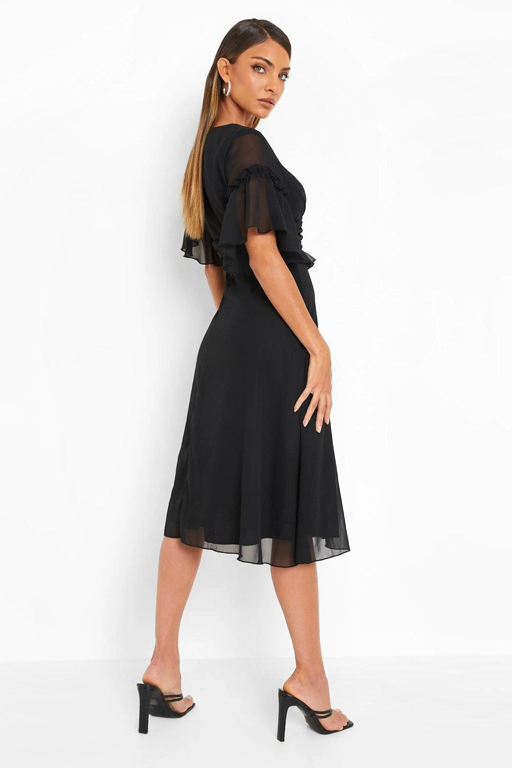 Midi-Smokkleid Mit Rüschen-Detail 4 Midi-Smokkleid Mit Rüschen-Detail – Bild 2