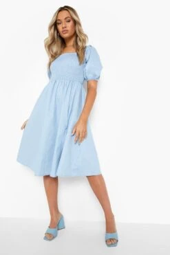 Gerafftes Midikleid Mit Geteiltem Saum