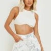 Jeansshorts Mit Rohem Saum Und Porzellan-Print 1 Jeansshorts Mit Rohem Saum Und Porzellan-Print -Stil Formen Verkäufe gzz04834 ecru xl