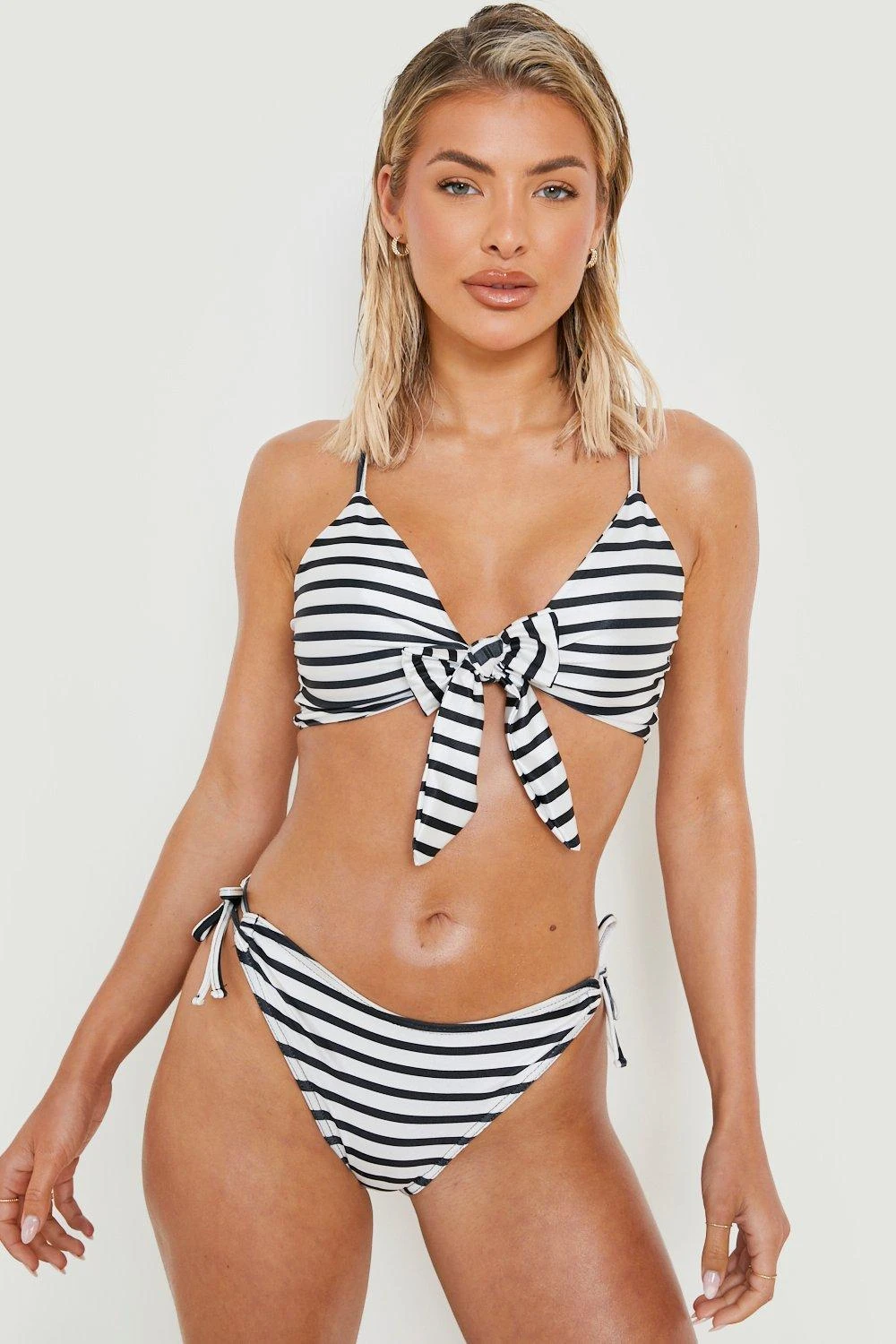 Geschnürte Bikinihose Mit Nautischem Print 3 Geschnürte Bikinihose Mit Nautischem Print