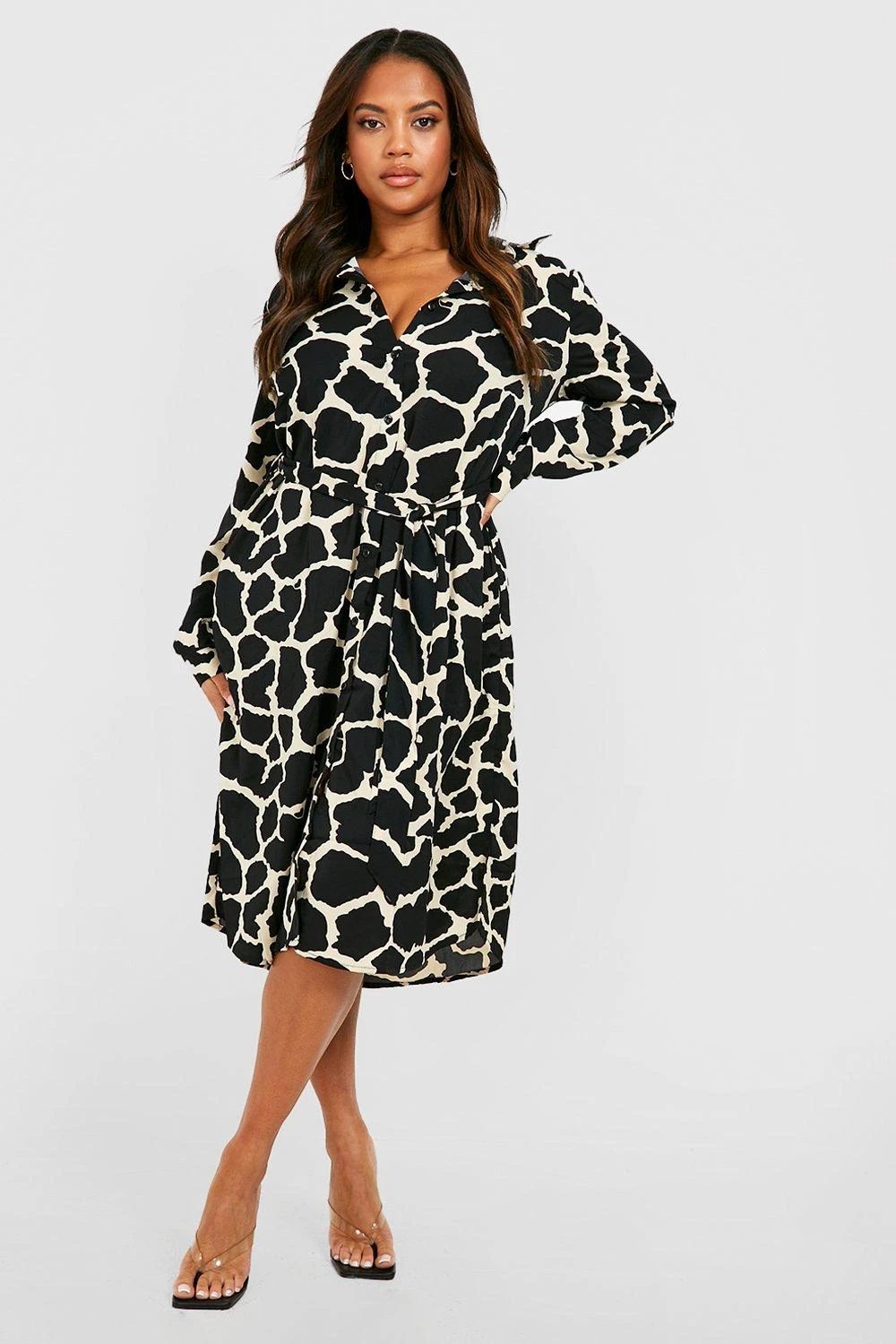 Plus Midi-Hemdkleid Mit Animalprint Und Gürtel 5 Plus Midi-Hemdkleid Mit Animalprint Und Gürtel – Bild 3