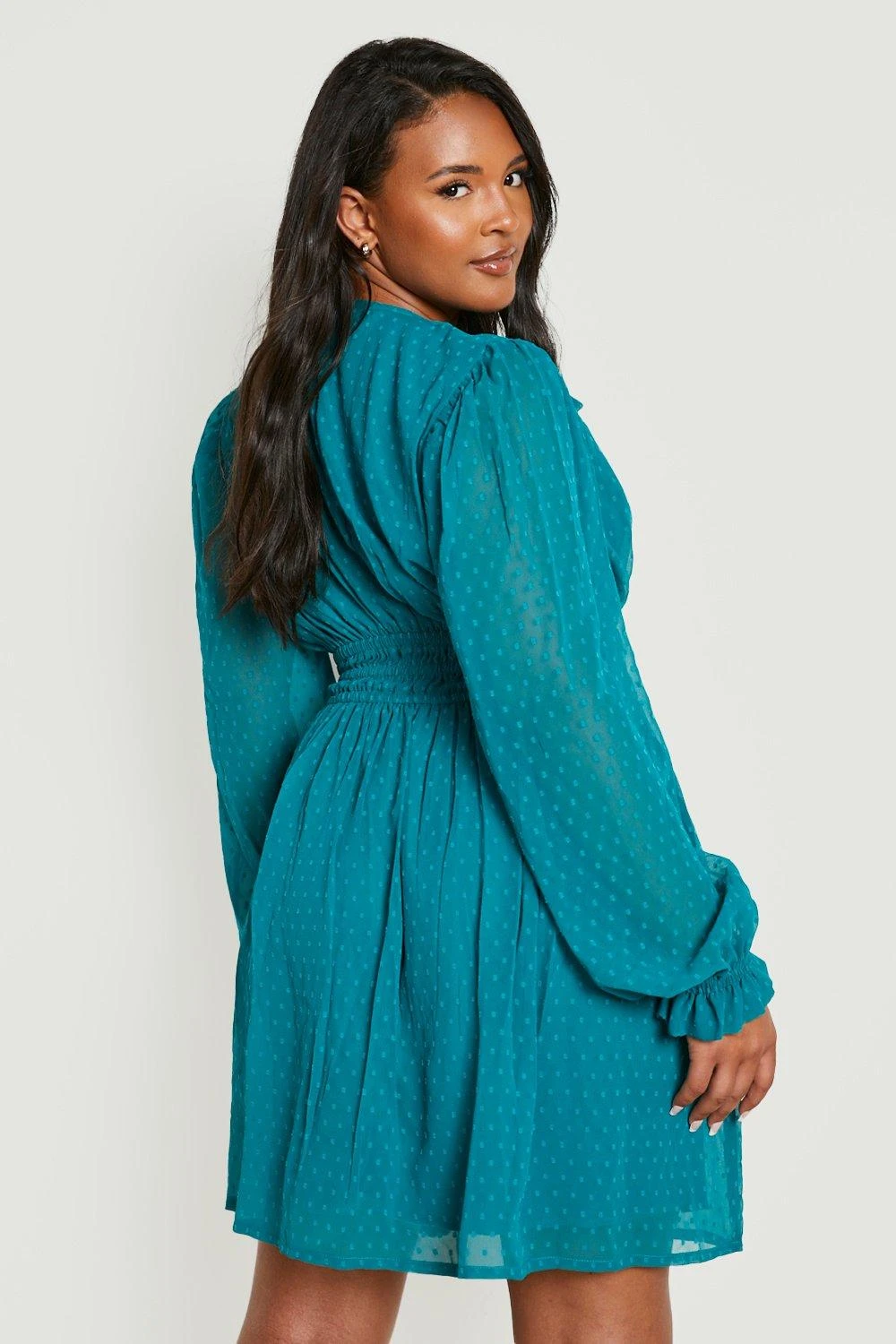 Plus Langärmliges Skaterkleid 4 Plus Langärmliges Skaterkleid – Bild 2