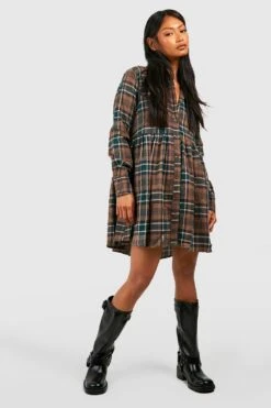 Kariertes Oversize Smok-Hemdkleid