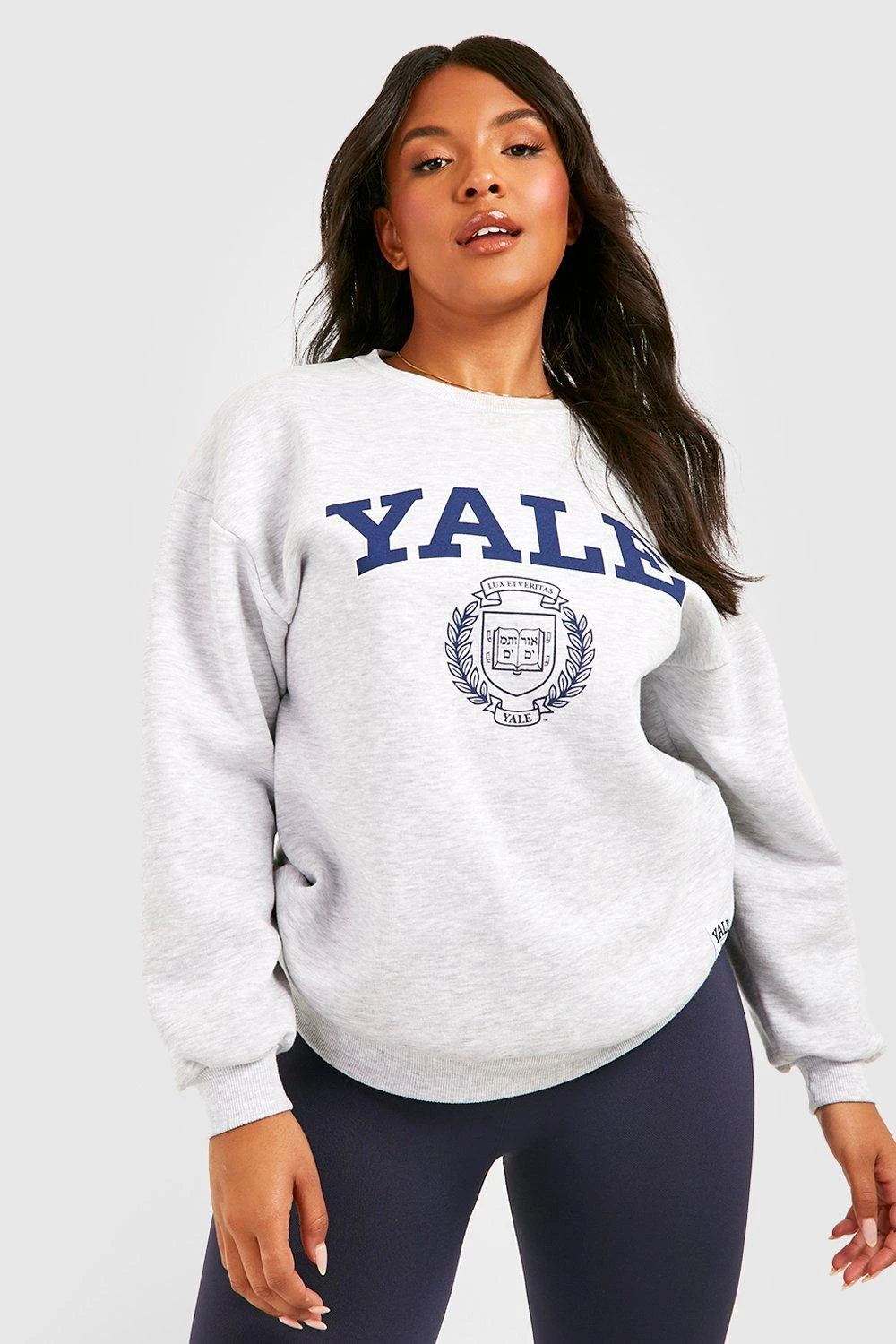 Plus Sweatshirt Mit Lizenziertem Yale Print 3 Plus Sweatshirt Mit Lizenziertem Yale Print