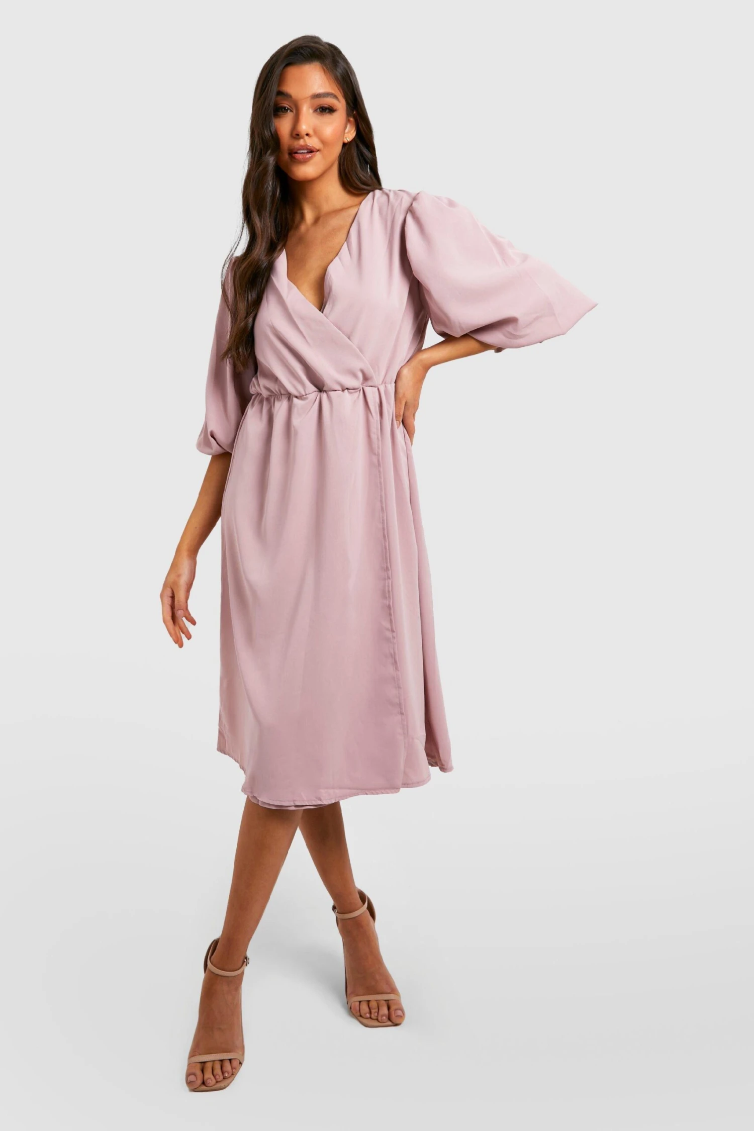 Wickel-Skaterkleid Mit Puffärmeln 5 Wickel-Skaterkleid Mit Puffärmeln – Bild 3