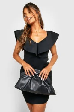 Schulterfreies Scuba Rüschen-Minikleid