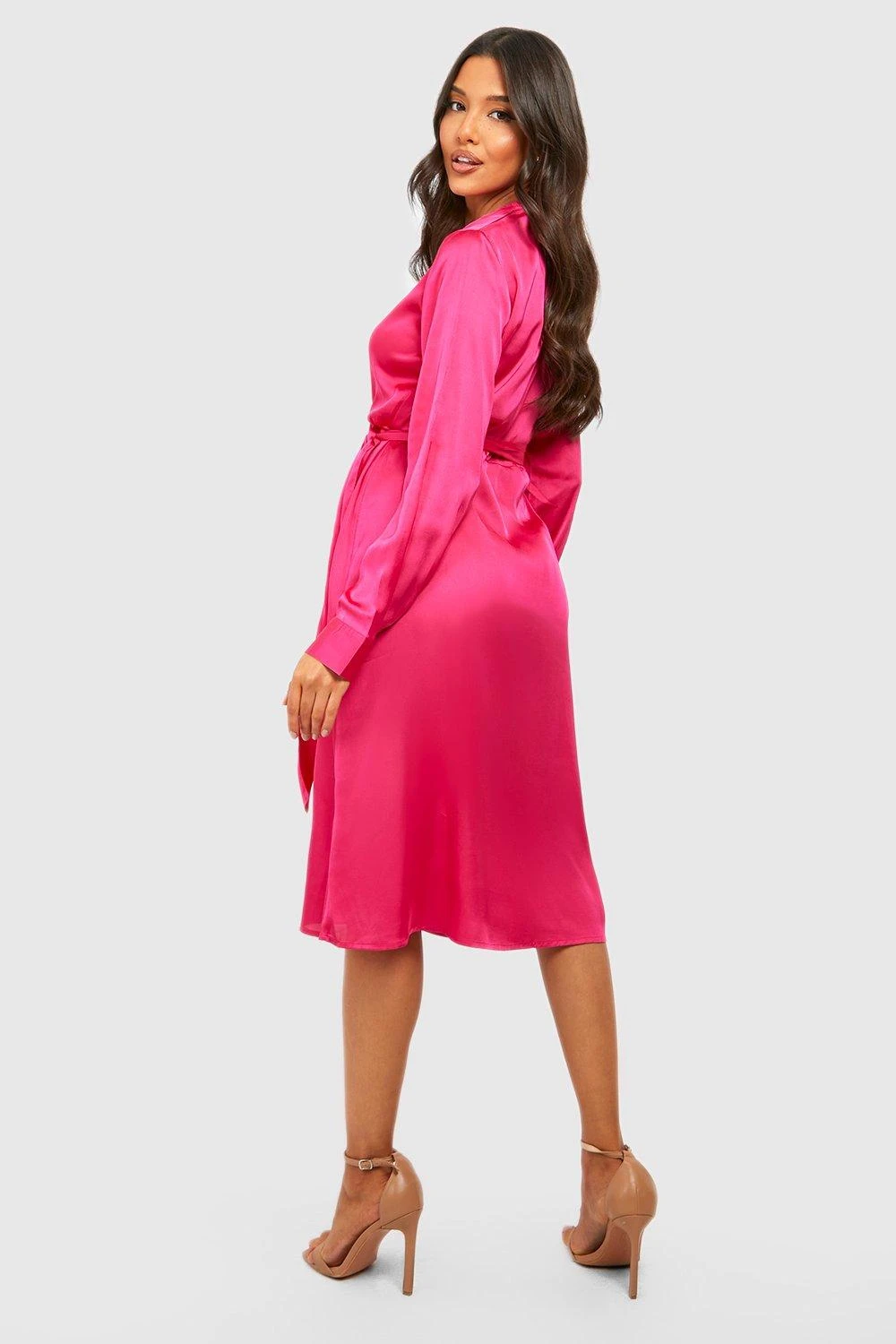 Das Midi-Wickelkleid 4 Das Midi-Wickelkleid – Bild 2