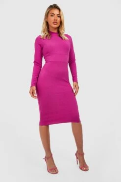 Hochgeschlossenes Midikleid Mit Langen Ärmeln