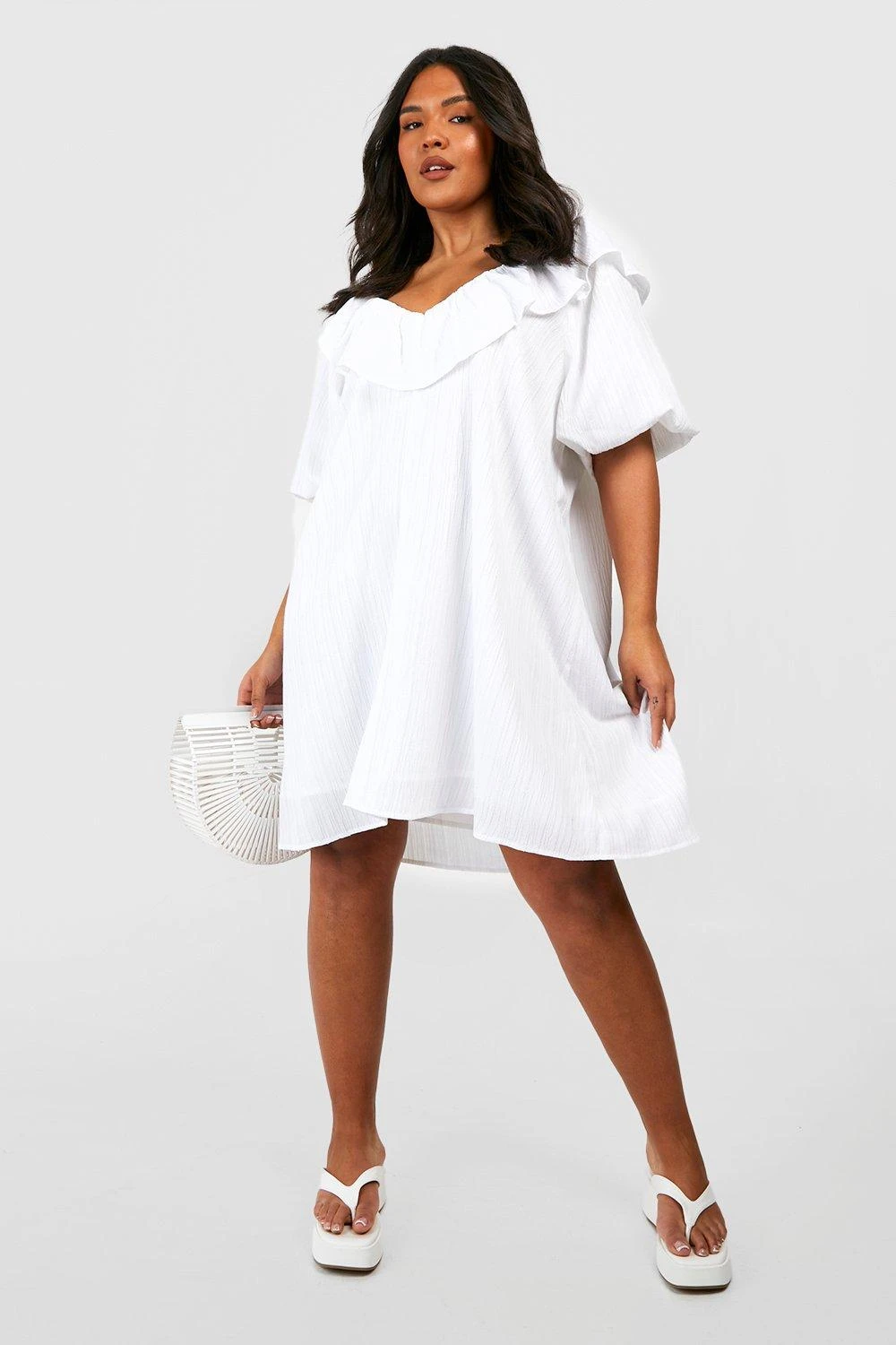 Plus Strukturiertes Rüschen-Hemdkleid 5 Plus Strukturiertes Rüschen-Hemdkleid – Bild 3