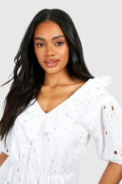 Premium Lochmuster-Maxikleid Mit Rüschen-Detail -Stil Formen Verkäufe gzz39066 white xl 3