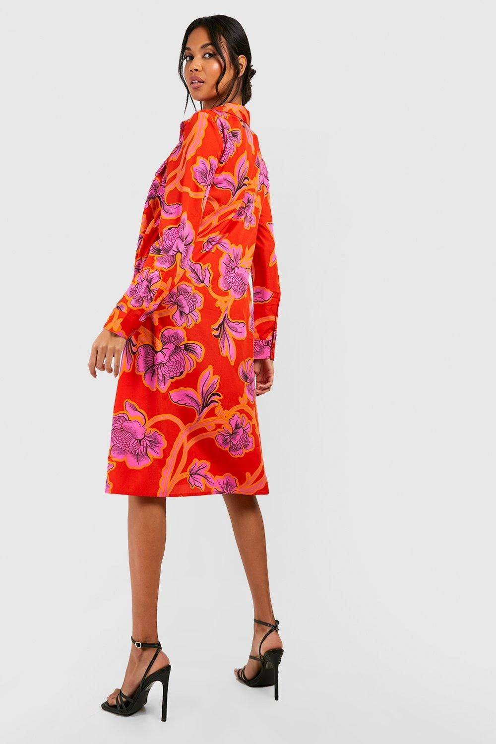 Oversize Hemd-Midikleid Mit Floralem Print 4 Oversize Hemd-Midikleid Mit Floralem Print – Bild 2