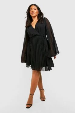 Plus Chiffon Wickel-Skaterkleid Mit Bindegürtel