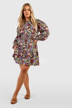 Plus Florales Skater-Kleid Mit Puffärmeln