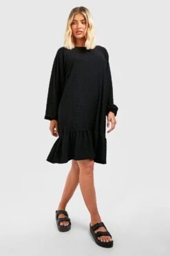 Strukturiertes Oversize Smokkleid Mit Rüschensaum -Stil Formen Verkäufe gzz46672 black xl 2