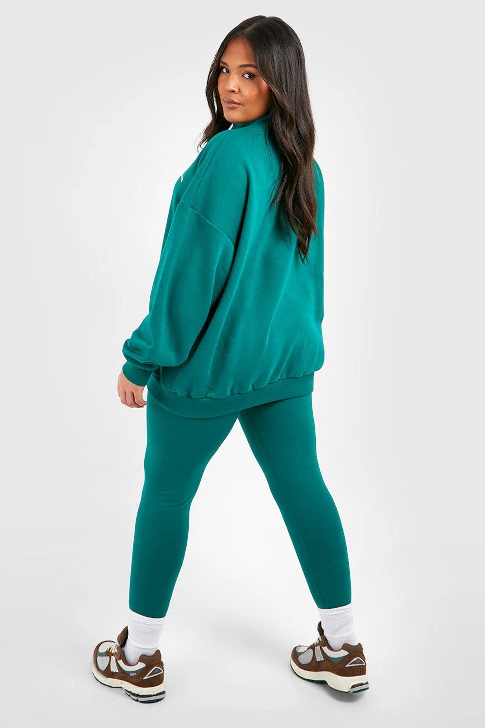 Oversize Oversize Sweatshirt Mit Halbem Reißverschluss & Leggings 4 Oversize Oversize Sweatshirt Mit Halbem Reißverschluss & Leggings – Bild 2