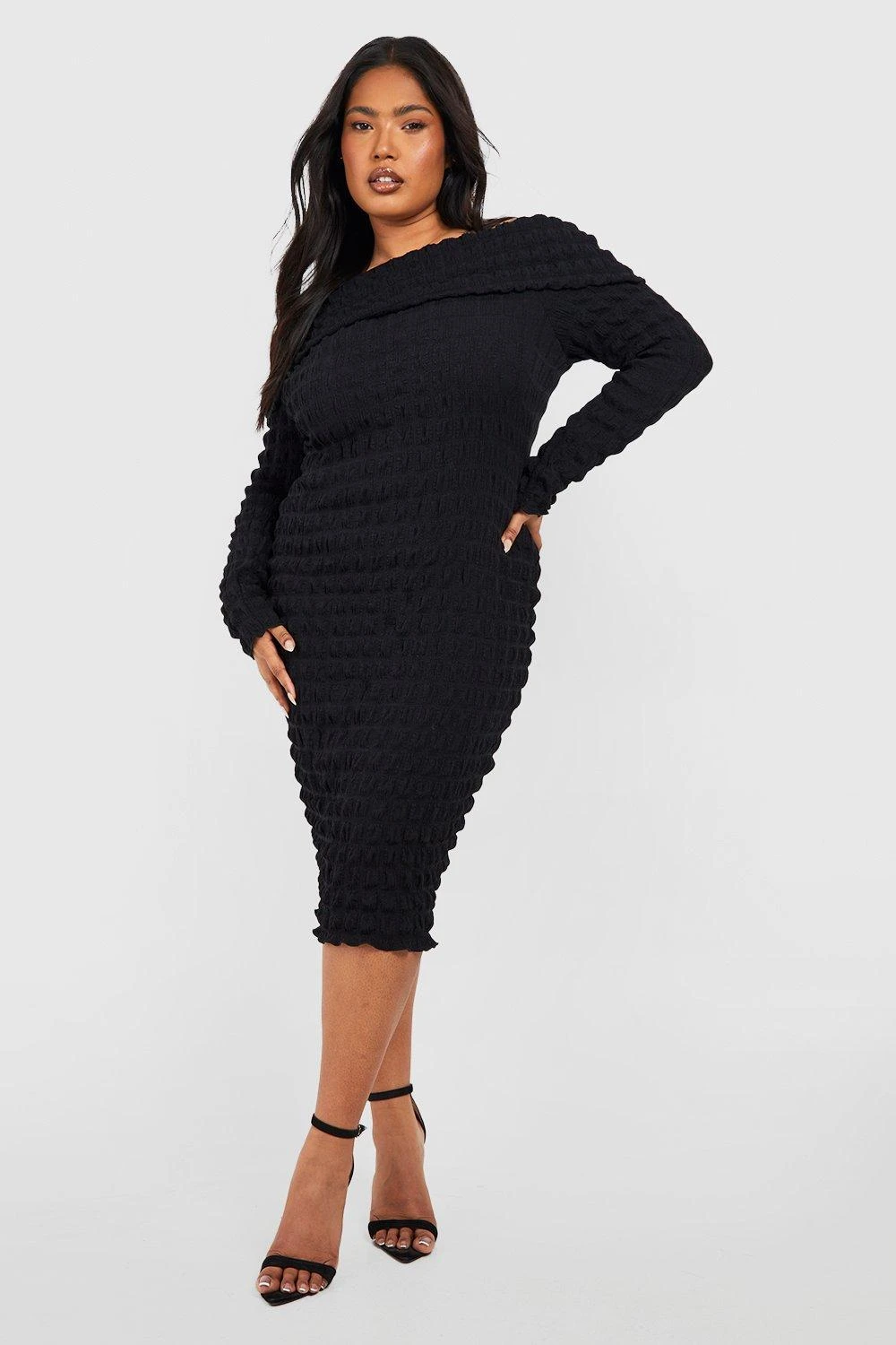 Plus Strukturiertes Bardot-Minikleid 3 Plus Strukturiertes Bardot-Minikleid