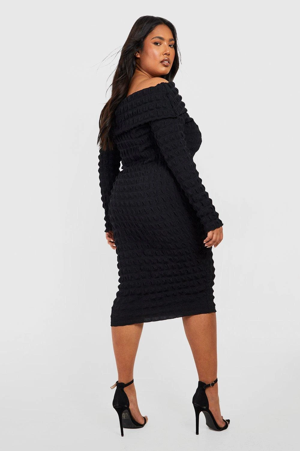 Plus Strukturiertes Bardot-Minikleid 4 Plus Strukturiertes Bardot-Minikleid – Bild 2