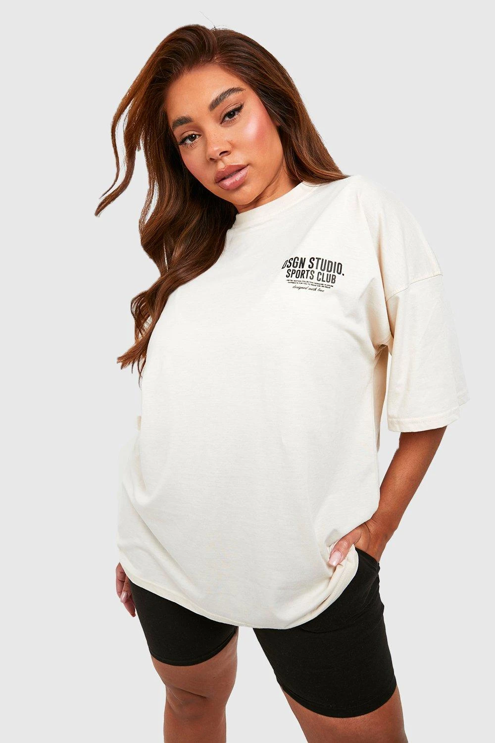 Plus Oversize T-Shirt Mit Sports Club Slogan 3 Plus Oversize T-Shirt Mit Sports Club Slogan