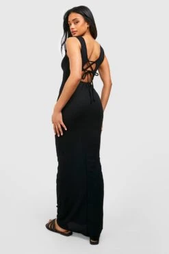 Strukturiertes Geschnürtes Racer-Maxikleid