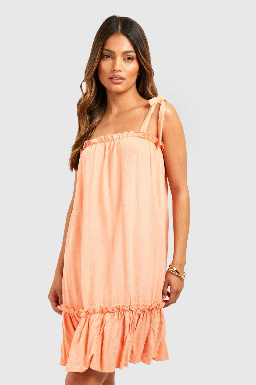 Leinen-Smokkleid Mit Rüschensaum 3 Leinen-Smokkleid Mit Rüschensaum