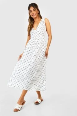 Gepunktetes Midikleid