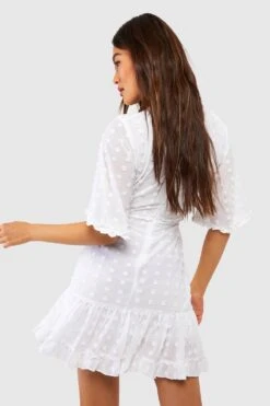 Strukturiertes Rüschen-Kleid 7 Strukturiertes Rüschen-Kleid -Stil Formen Verkäufe gzz54410 cream xl 1