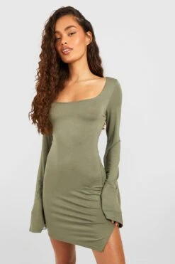 Langärmliges Rundhals Mini Bodycon-Kleid