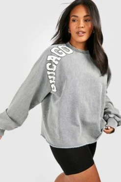 Tall Sweatshirt Mit Acid-Waschung Und Chicago-Print