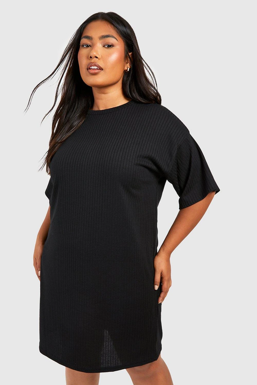 Plus Weich Geripptes, Schlichtes T-Shirt-Kleid In Übergröße 3 Plus Weich Geripptes, Schlichtes T-Shirt-Kleid In Übergröße