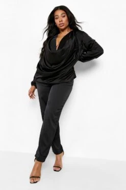 Plus Langärmlige Satin-Bluse Mit Wasserfallausschnitt -Stil Formen Verkäufe pzz62427 black xl 2