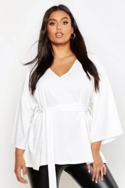 Plus Geschnürtes Oberteil Mit Kimono-Ärmeln